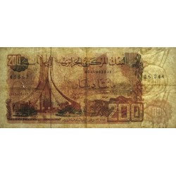 Algérie - Pick 135a_1 - 200 dinars - Série 06 044 - 23/03/1983 - Etat : TB+