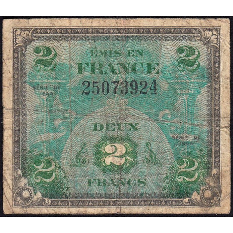 VF 16-01 - 2 francs - Drapeau - 1944 - Sans série - Etat : B